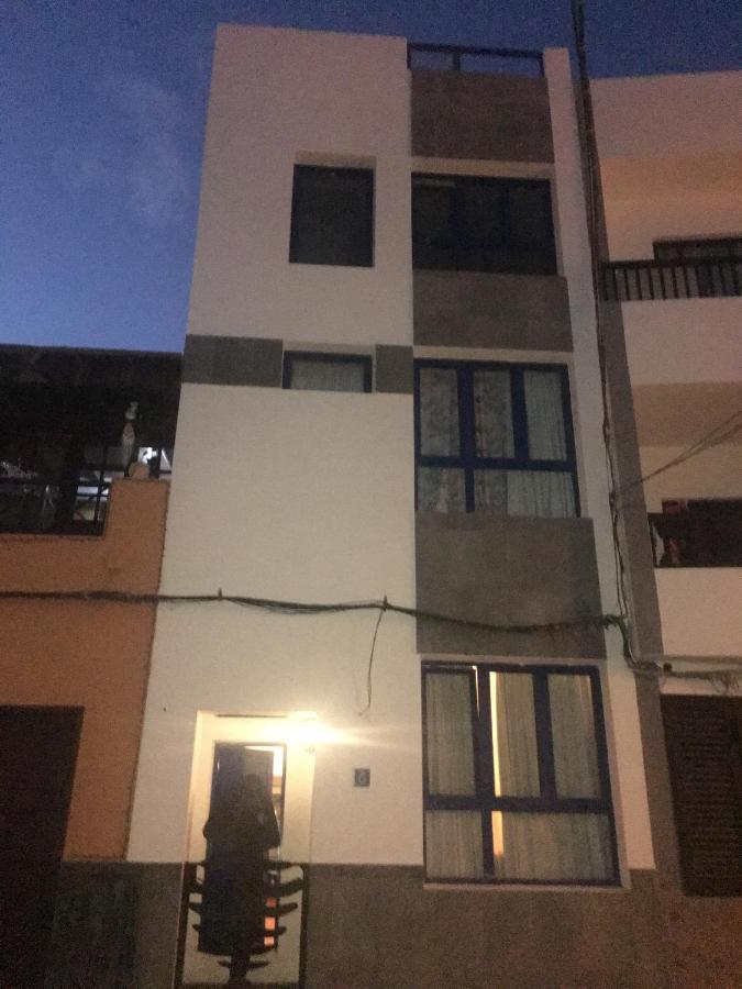 Casa Pescado A La Sombra De Un Drago Daire Arrecife  Dış mekan fotoğraf